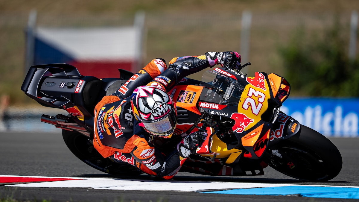 Bastianini: "Oggi non ci ho capito nulla: KTM si comporta in maniera diversa ogni volta"