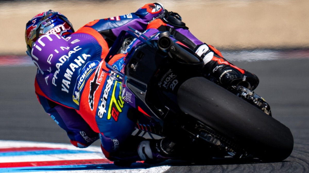 MotoGP, Razgatlioglu: "Con la 850 inserivo la quarta, e non succedeva niente"