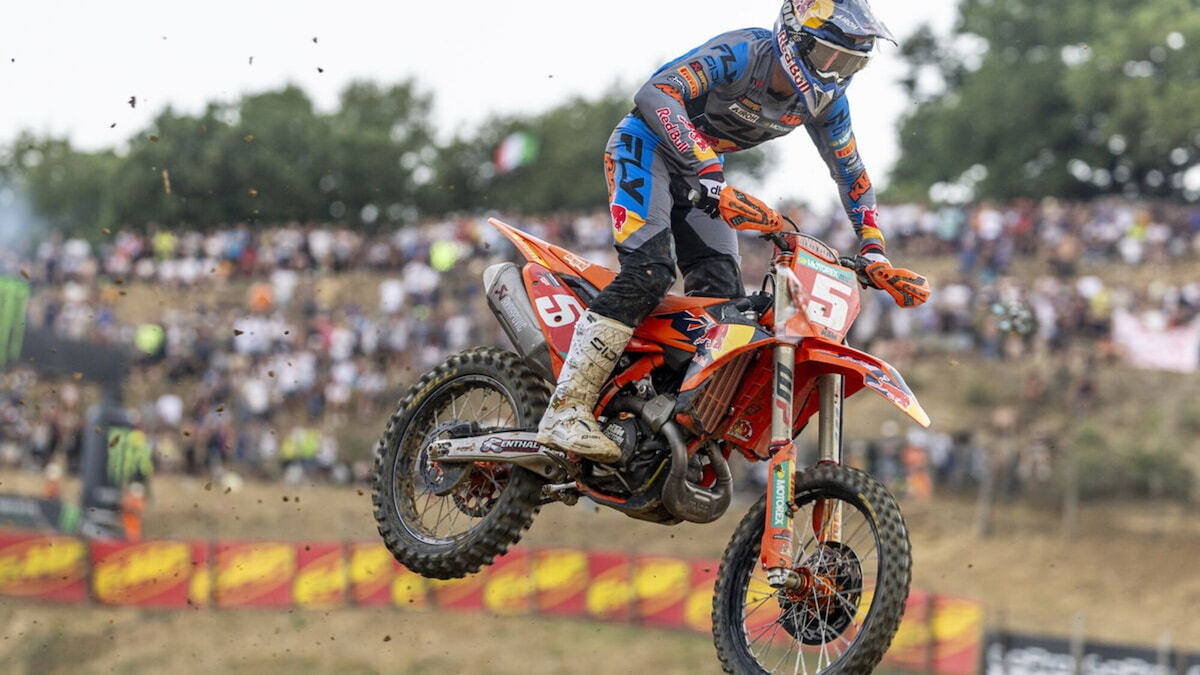 MXGP del Portogallo: giro di boa