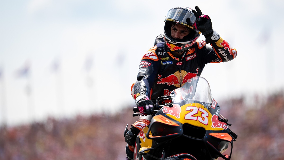 MotoGP, oggi scade la clausola KTM: conto alla rovescia per il futuro di Bastianini