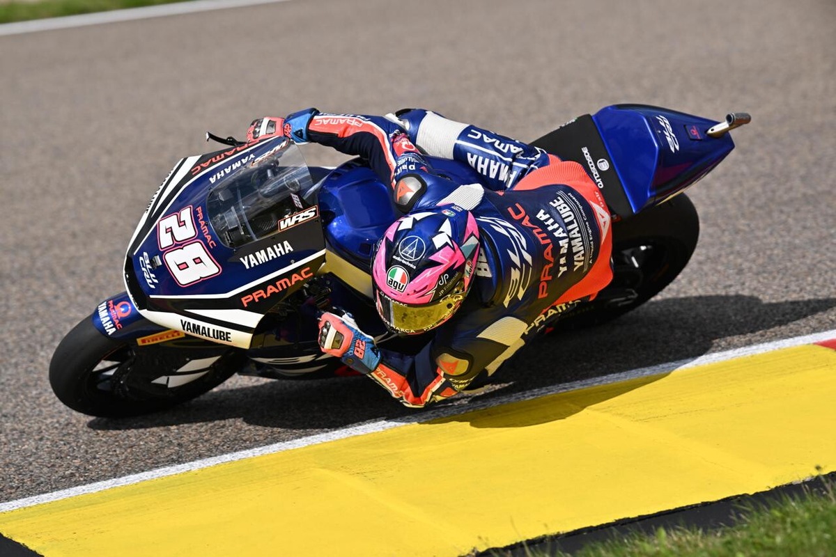 Moto2 Germania: Izan Guevara batte Ivan Ortolà e David Alonso, ottavo Tony Arbolino