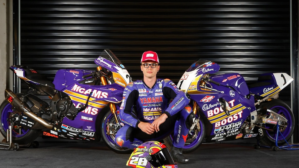 Ritorno al passato: Yamaha celebra i 30 anni di BSB con una livrea leggendaria