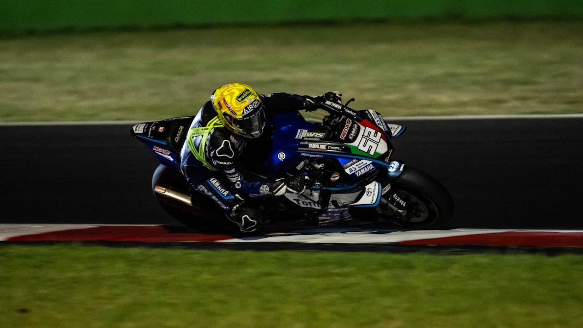 CIV SBK, Delbianco mago della notte: pole provvisoria e mezzo secondo a Cavalieri
