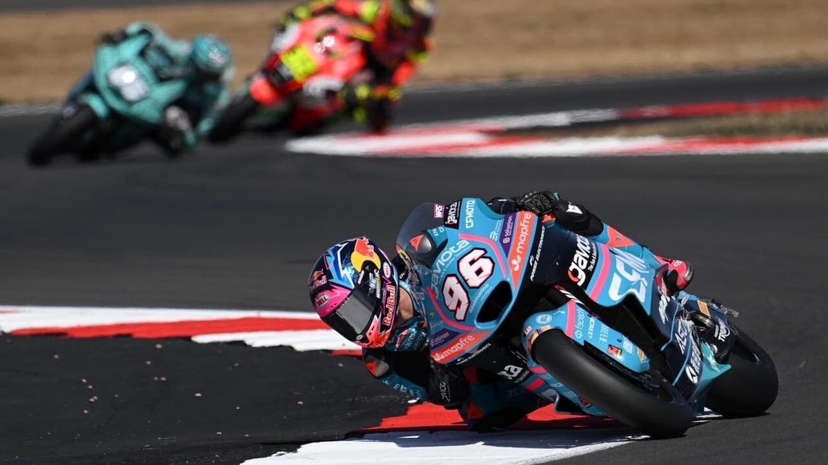 Moto2 Gran Bretagna: Daniel Holgado chiude in vetta il venerdì di Silverstone, nono Celestino Vietti