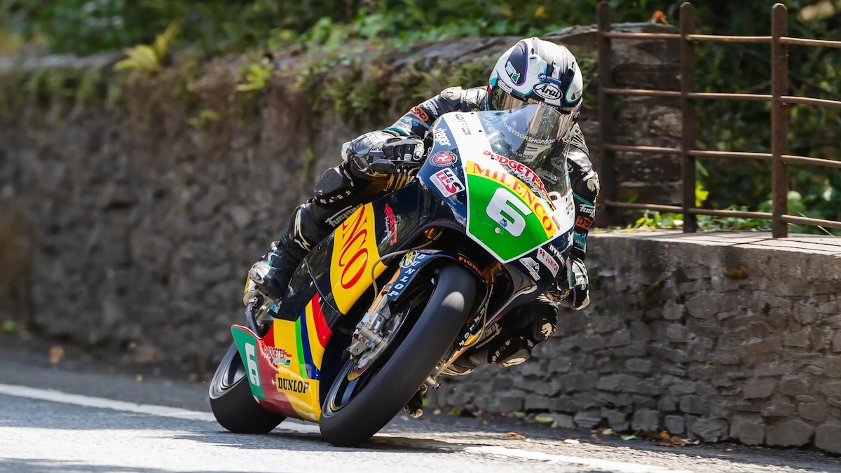 Classic TT, Dunlop senza rivali: vittoria nella Lightweight con 3 minuti di margine!
