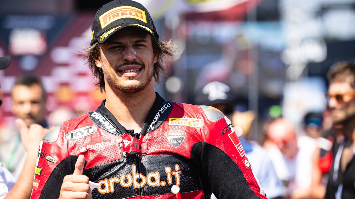 Bulega verso la MotoGP, ma prima il titolo SBK: "Non cambierò approccio, voglio continuare a vincere"