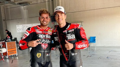 Le immagini dell'allenamento Aprilia sul circuito di Cremona