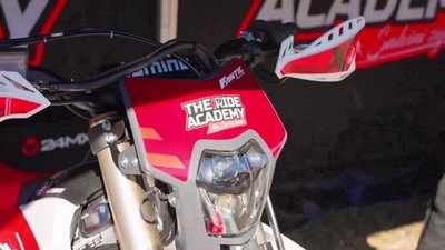 A scuola di enduro con Alex Salvini