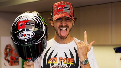 MotoGP, una varietà dei caschi speciali: da Bagnaia a Iannone