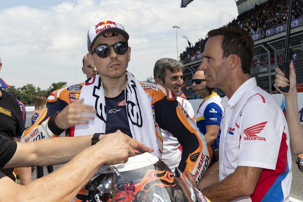 Lorenzo smetterà prima di Valentino: il risultato del nostro sondaggio