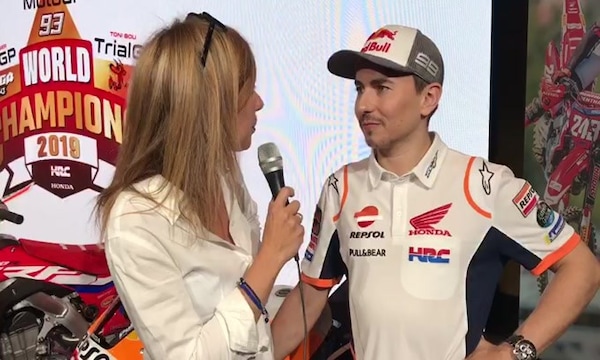 EICMA Live, Lorenzo: "Honda non semplice, Marc ha fatto paura"