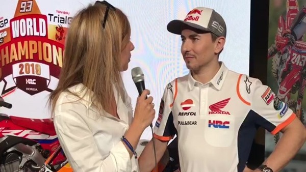 EICMA Live, Lorenzo: "Honda non semplice, Marc ha fatto paura"
