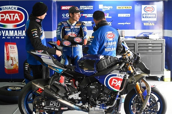SBK test Aragon, Razgatlioglu: "Cerco il feeling con la R1"