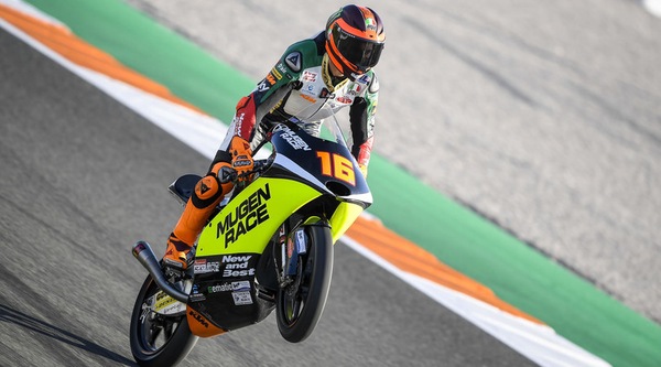 Moto3 Valencia, qualifiche: straordinaria pole di Migno