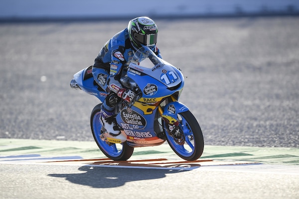 Moto3 Valencia, gara: Garcia beffa Migno, show di Artigas