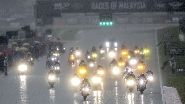 8 Ore di Sepang sospesa per i monsoni