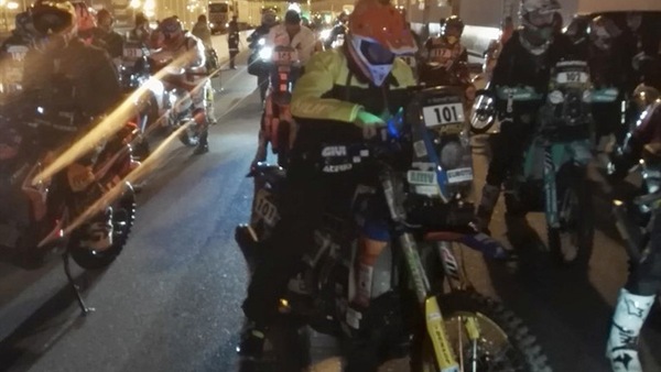 Africa Eco Race: Botturi comincia bene