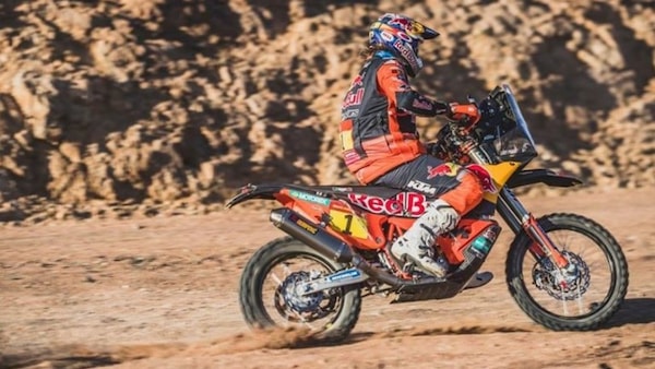 Dakar, tappa 5: Price rialza la testa e torna al successo