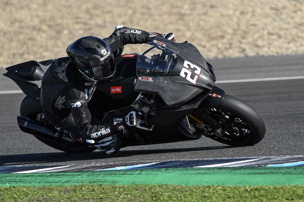 Aprilia Nuova M2 vuole 10 wild card mondiali