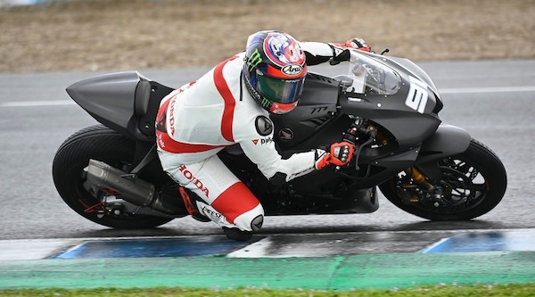 Leon Haslam sorprende a Jerez: “La moto è eccitante!”