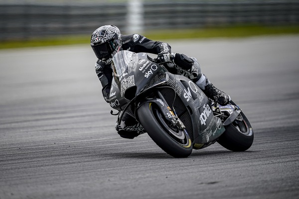 Espargaro: “Aprilia più competitiva, ma mi preoccupa l'affidabilità”