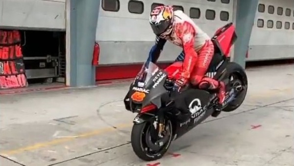 Test Sepang: Jack Miller accetta la “Stoppie Challenge”