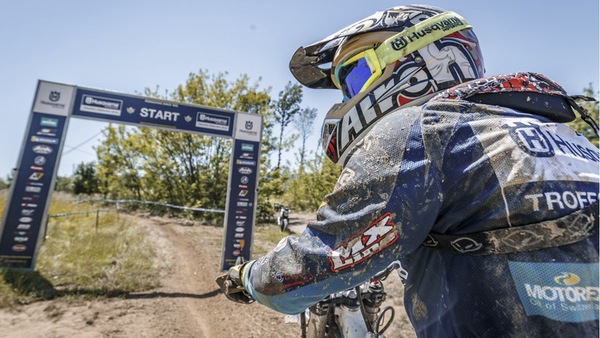 Husqvarna Enduro: gara sospesa per Coronavirus