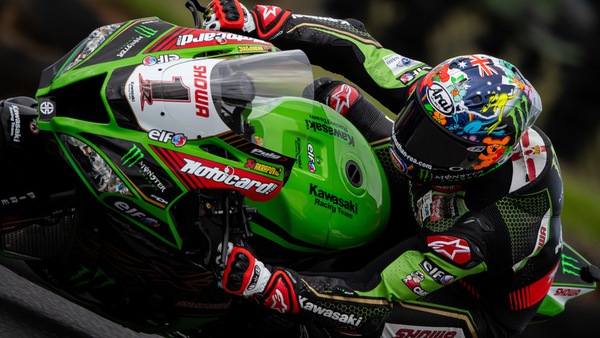 SBK Australia: Rea si riscatta vincendo la Superpole Race