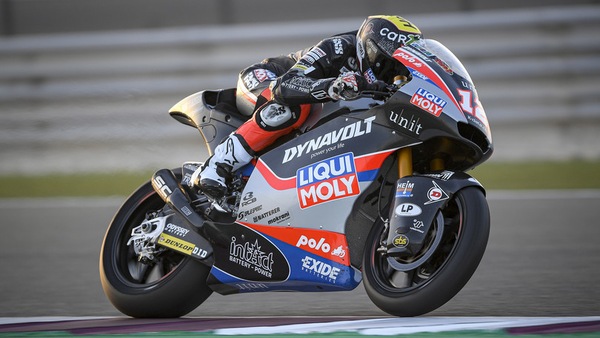 Moto2, FP1: preciso e veloce, Luthi è primo a Losail
