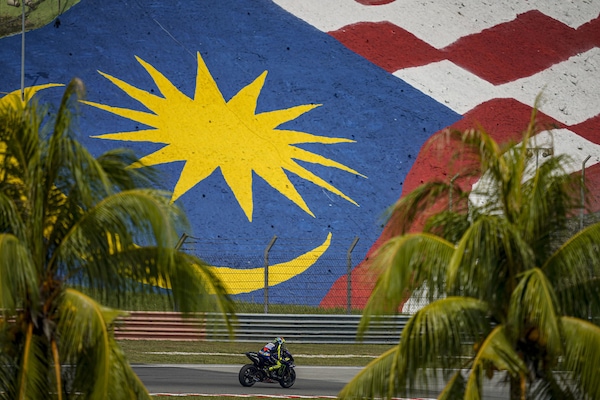 Malesia: bloccato ingresso agli italiani, tramonta il doppio GP a Sepang?