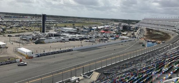 Il Coronavirus vince ancora: 200 Miglia di Daytona rimandata