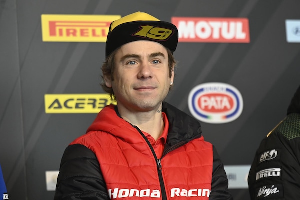 Bautista: “È il momento di pensare agli altri, restate a casa!”