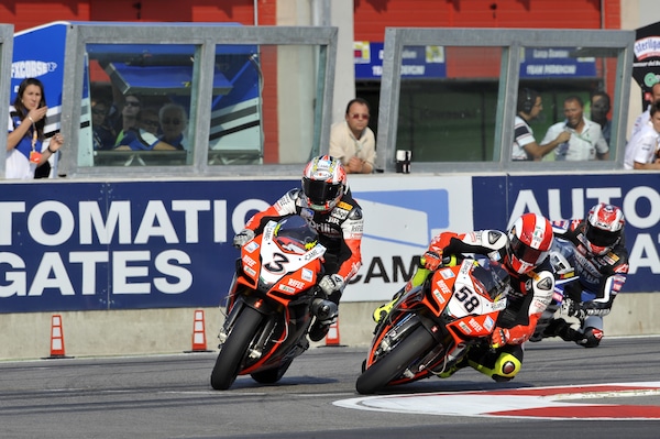 Duelli Sprint: Imola 2009, il sorpasso del SIC su Biaggi