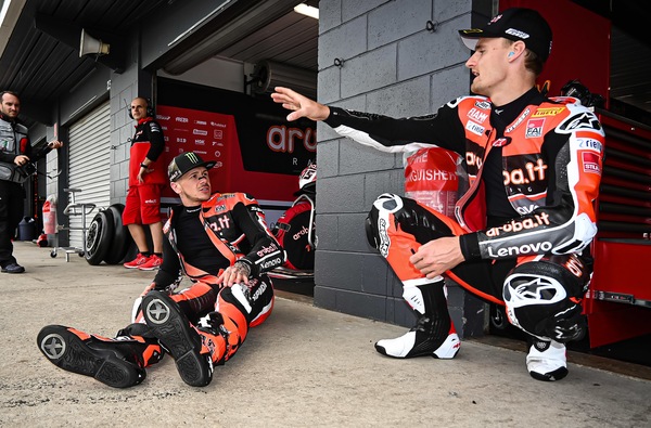 Davies: "Il miglior compagno di squadra? Scott Redding"