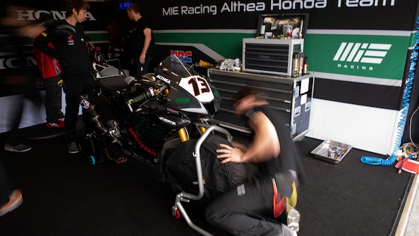 Dietro le quinte della SBK: il ruolo del capotecnico