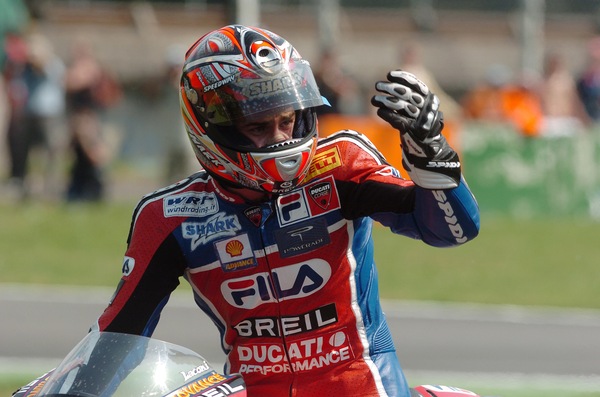 Duelli Sprint: la doppietta SBK di Laconi a Imola 2004
