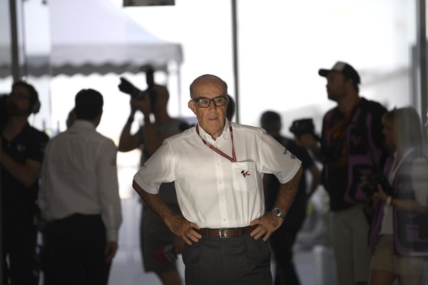 Ezpeleta: “Rossi in Petronas? Sarebbe fenomenale”