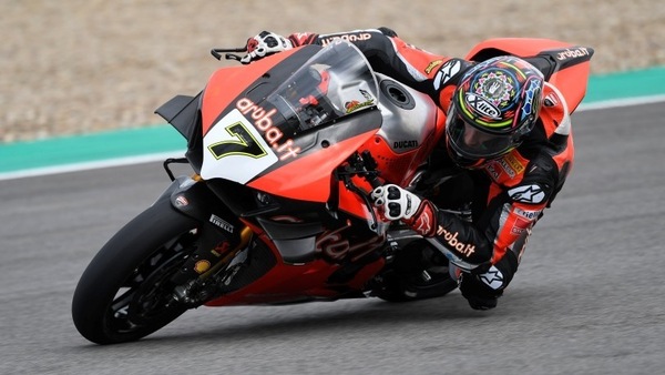 SBK, Test Misano, Davies: “Primi giri strani, ma sono felice”