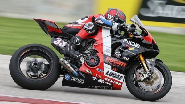 Ducati nella storia USA: sale sul podio del MotoAmerica