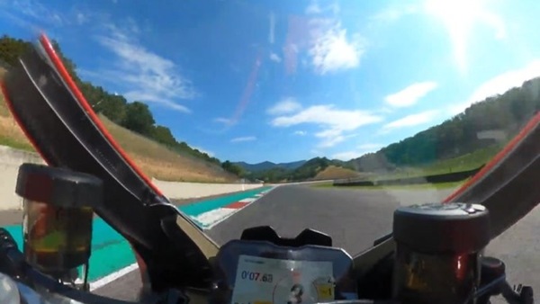 Al Mugello con la Ducati Panigale Superleggera V4 - VIDEO