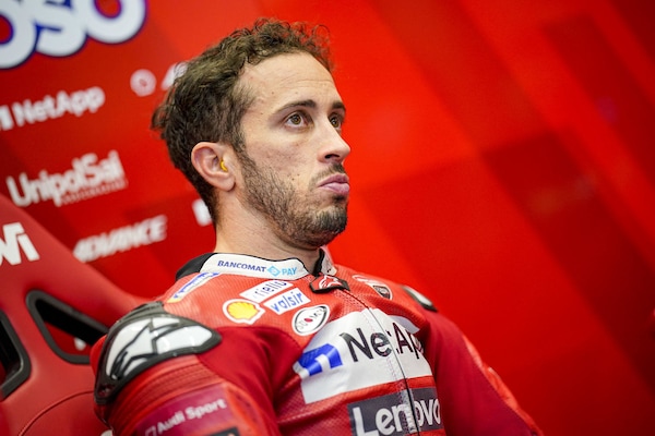 Battistella sul rinnovo di Dovizioso: “Ducati vuole aspettare. Valutiamo il ritiro”