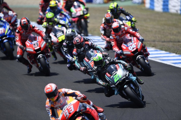 MotoGP, Jerez: le Yamaha alla caccia di Marquez