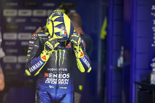 Un guasto tecnico ferma Rossi: “Ho avuto un sacco di problemi”