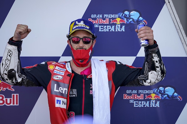 Dovizioso: “Lorenzo? Non ci stiamo giocando una sella”