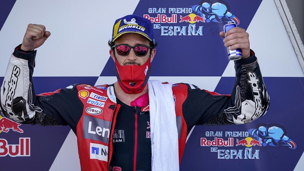 Dovizioso: “Lorenzo? Non ci stiamo giocando una sella”