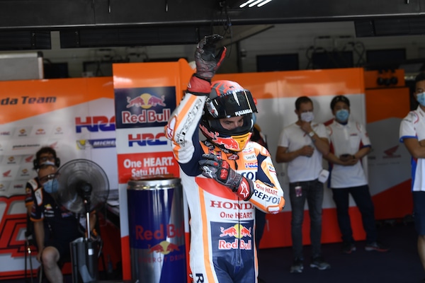 Marquez, nuova operazione al braccio. Addio mondiale?