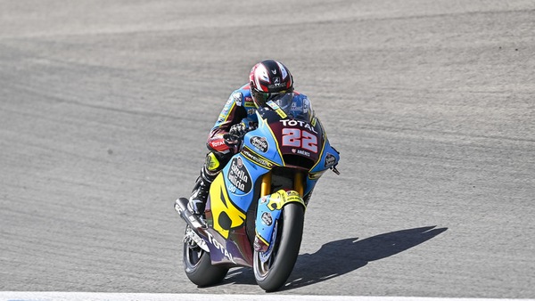 Moto2, FP1 Brno: Lowes al comando