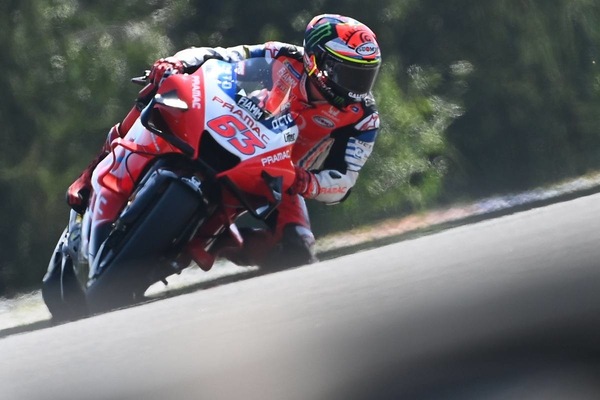Bagnaia operato, rientro previsto a Misano