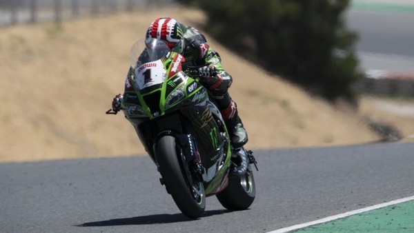 SBK Portimao: hat trick di Jonathan Rea in Gara 2