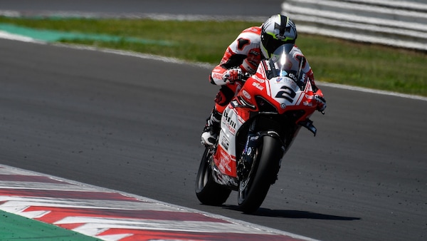 Leon Camier: “Se la spalla non sarà a posto, non tornerò”